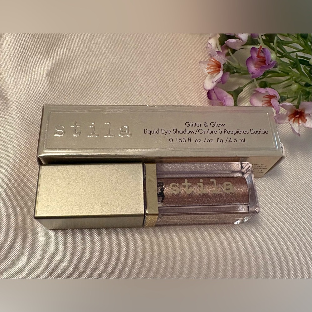 🎀Stila Glitter & Glow Liquid Eyeshadow🎀